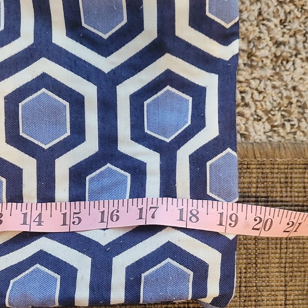 Pillows case Blue and White Patterned - Picture 4 of 6